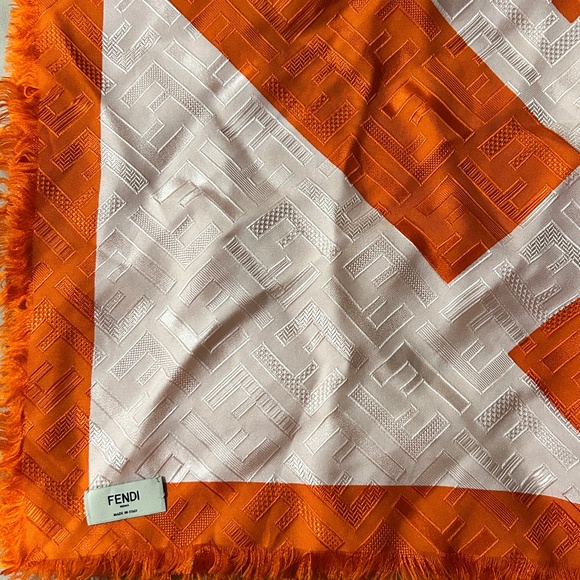 Fendi Scarf NWOT, never used - Picture 4 of 4